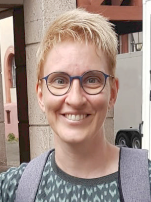 Julia Benzing Bildbeschreibung